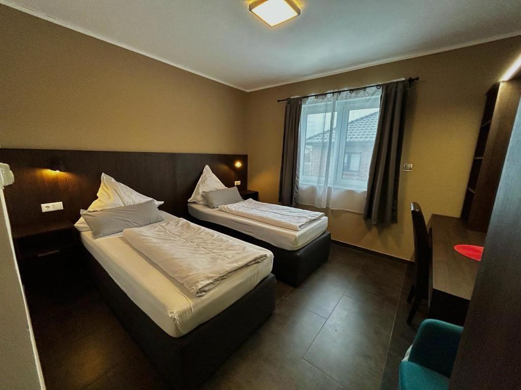ברגדורף Hotel Restaurant Ayhan מראה חיצוני תמונה