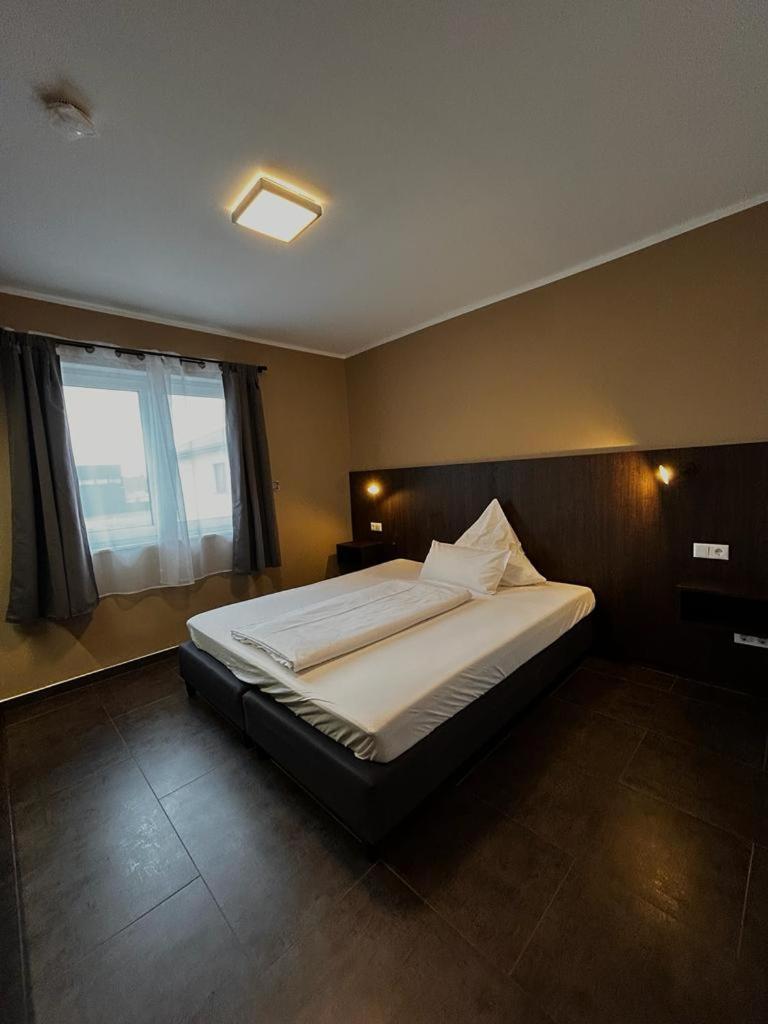 ברגדורף Hotel Restaurant Ayhan מראה חיצוני תמונה